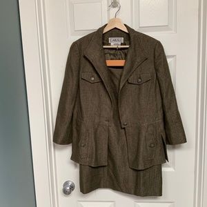 Vintage Olive Green Tweed Two-piece Suit (with skirt)
